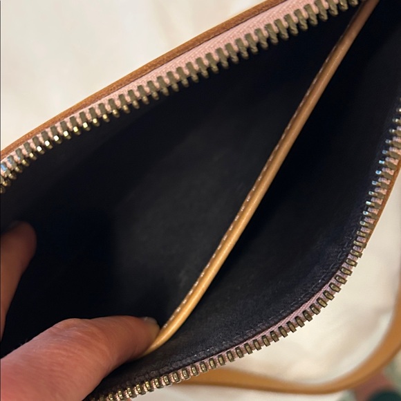 Madewell Tan Leather Crossbody Camera Bag - Picture 5 of 5